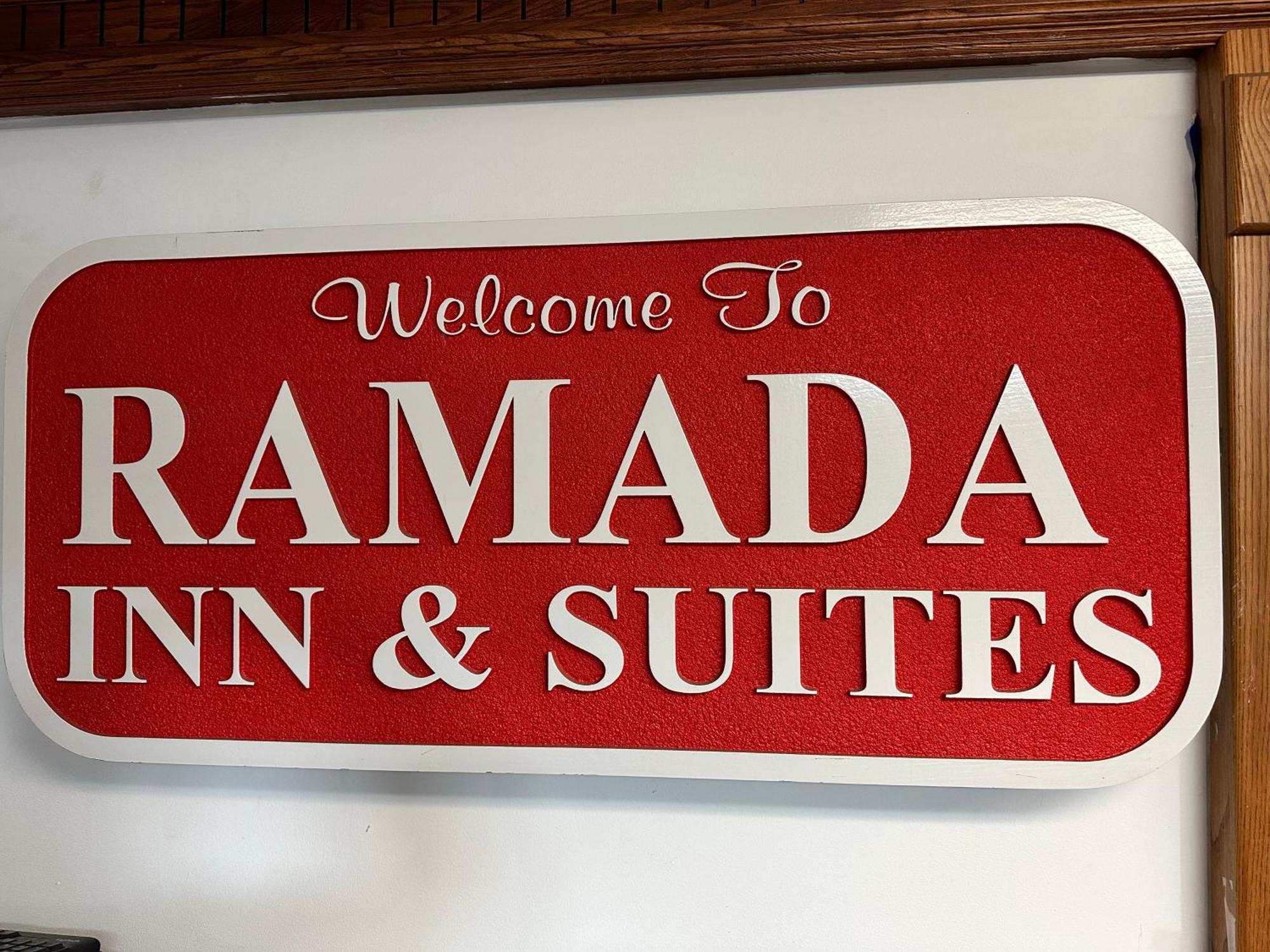 Ramada By Wyndham Saginaw Hotel & Suites Luaran gambar