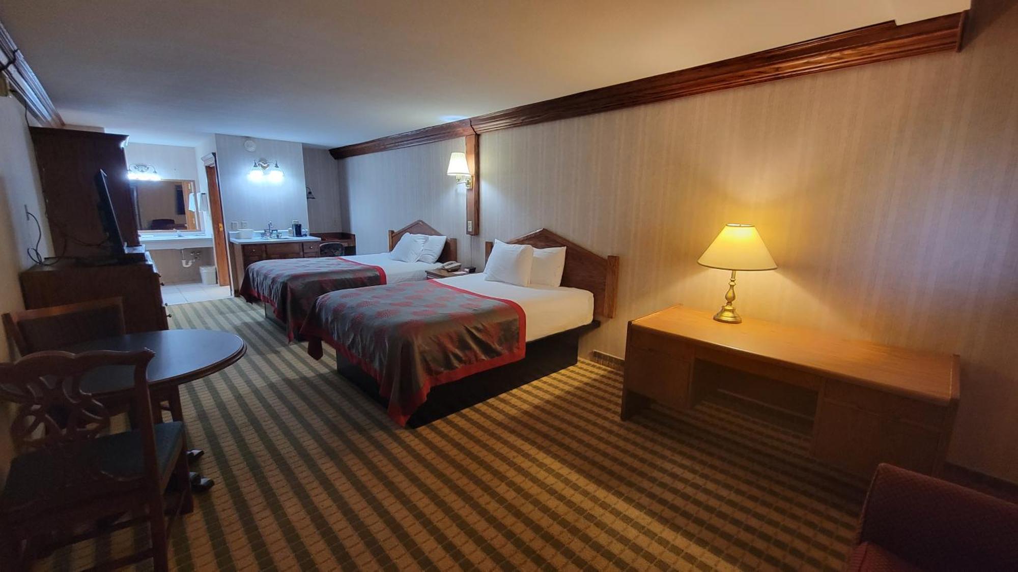 Ramada By Wyndham Saginaw Hotel & Suites Luaran gambar