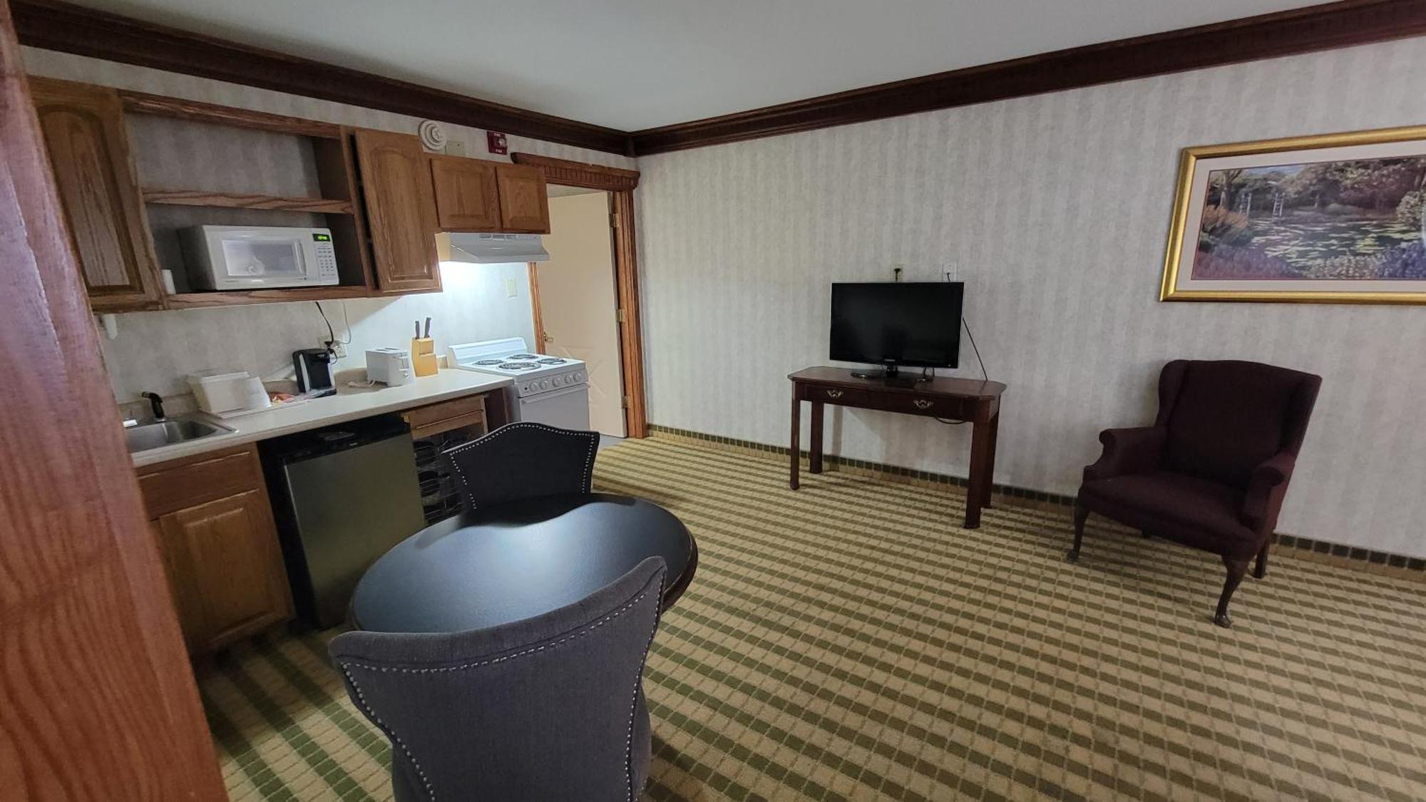 Ramada By Wyndham Saginaw Hotel & Suites Luaran gambar