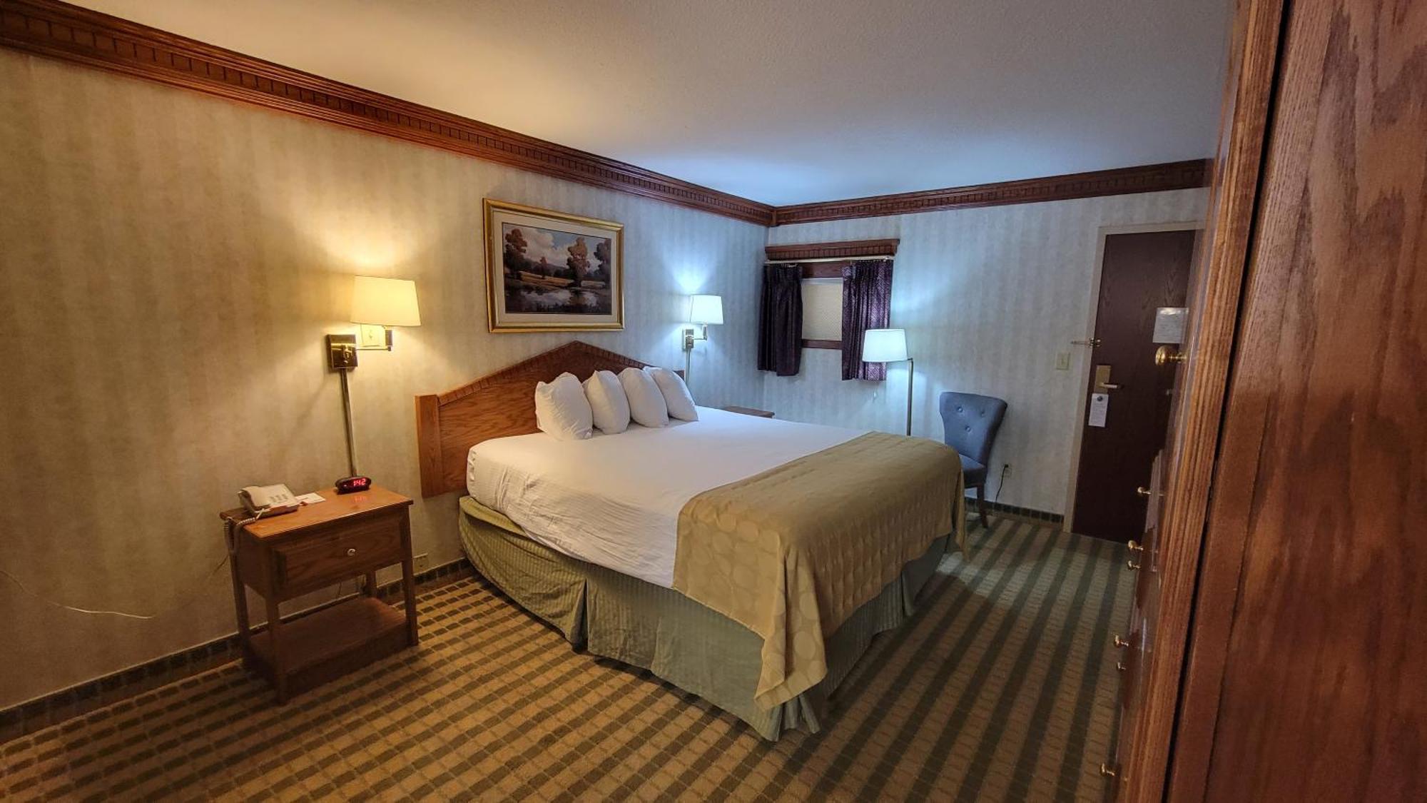 Ramada By Wyndham Saginaw Hotel & Suites Luaran gambar
