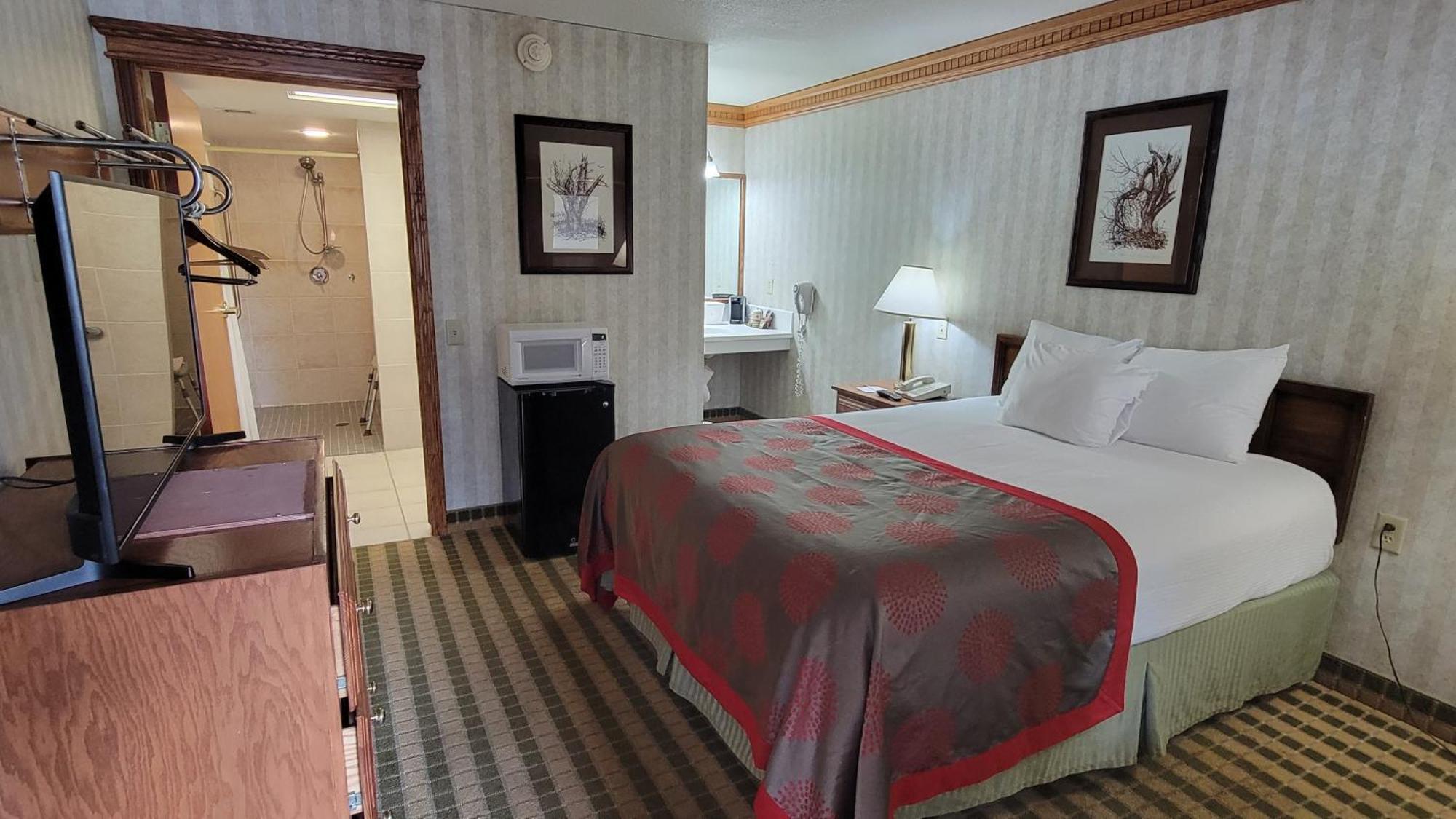Ramada By Wyndham Saginaw Hotel & Suites Luaran gambar