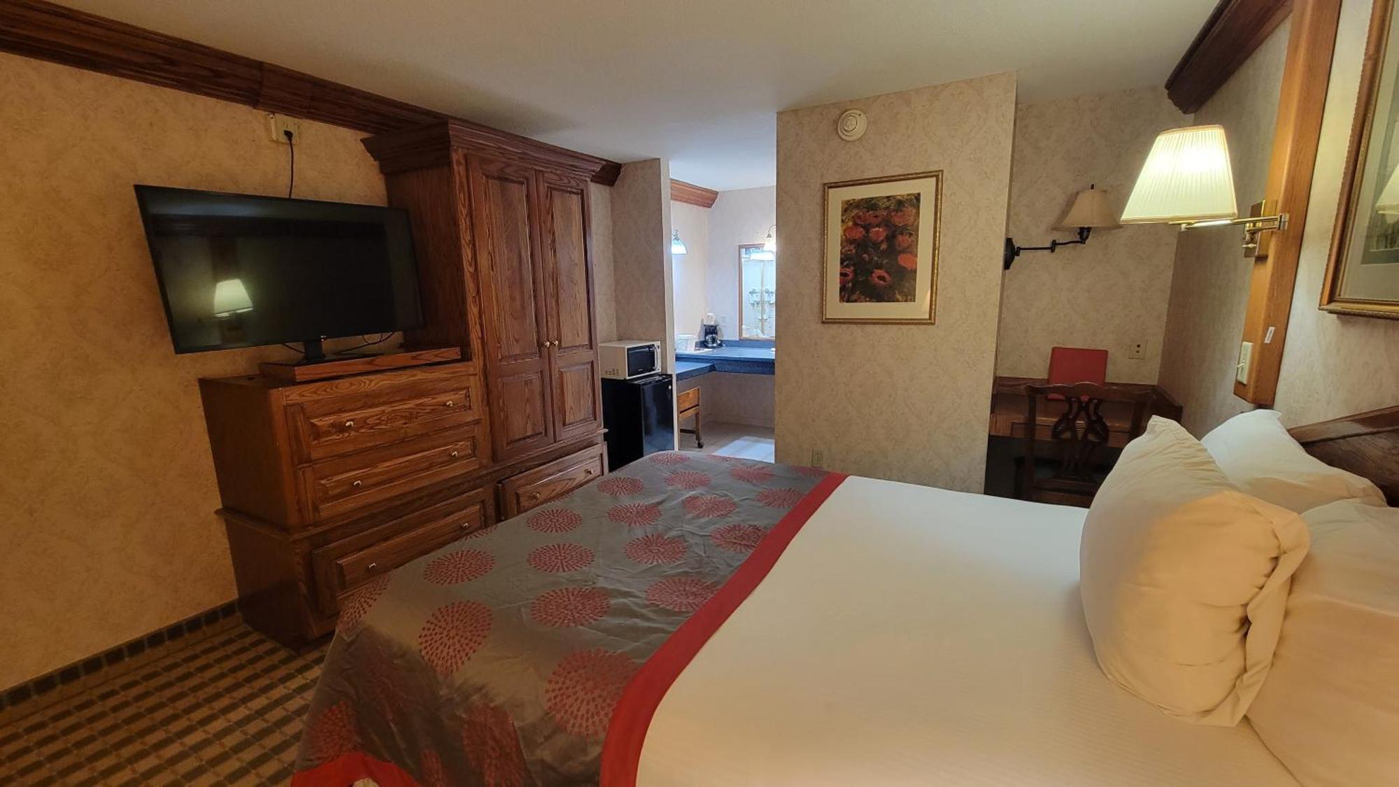 Ramada By Wyndham Saginaw Hotel & Suites Luaran gambar