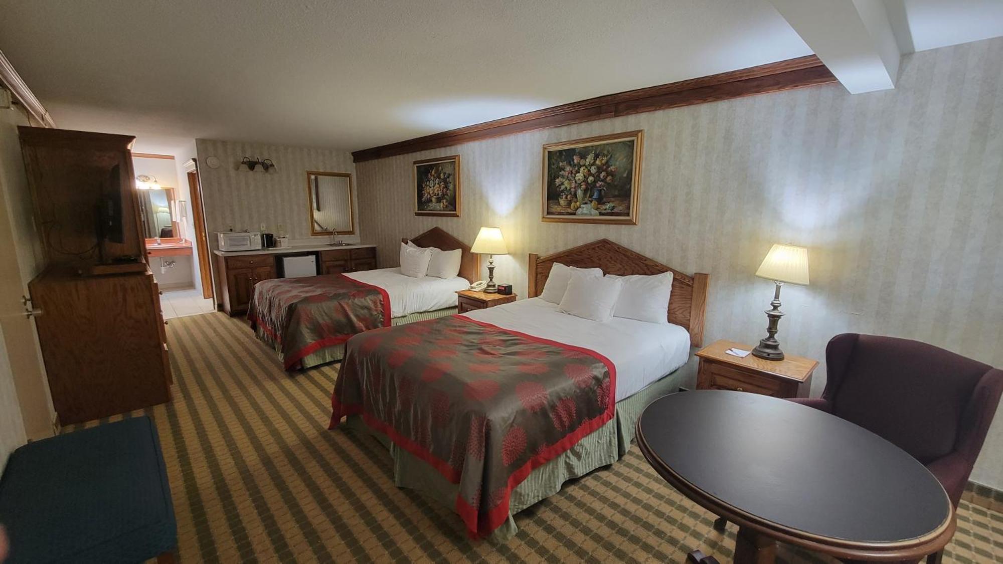 Ramada By Wyndham Saginaw Hotel & Suites Luaran gambar